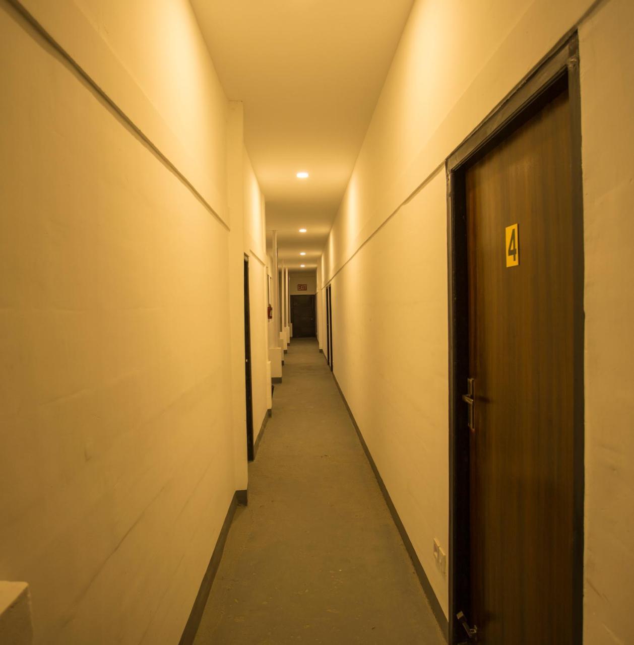 Yakety Yak Hostel Катманду Екстер'єр фото