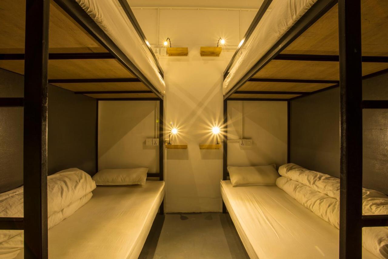 Yakety Yak Hostel Катманду Екстер'єр фото