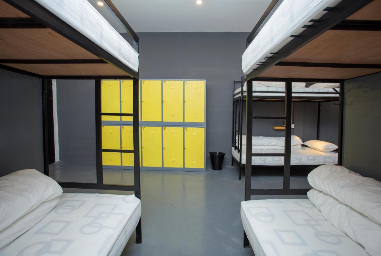 Yakety Yak Hostel Катманду Екстер'єр фото