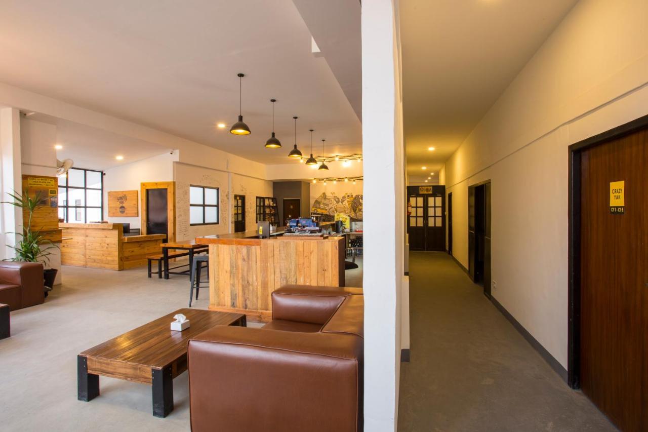 Yakety Yak Hostel Катманду Екстер'єр фото